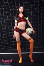 TouTiao 2018-06-09: Model Meng Xin Yue (梦 心 玥) (25 photos)